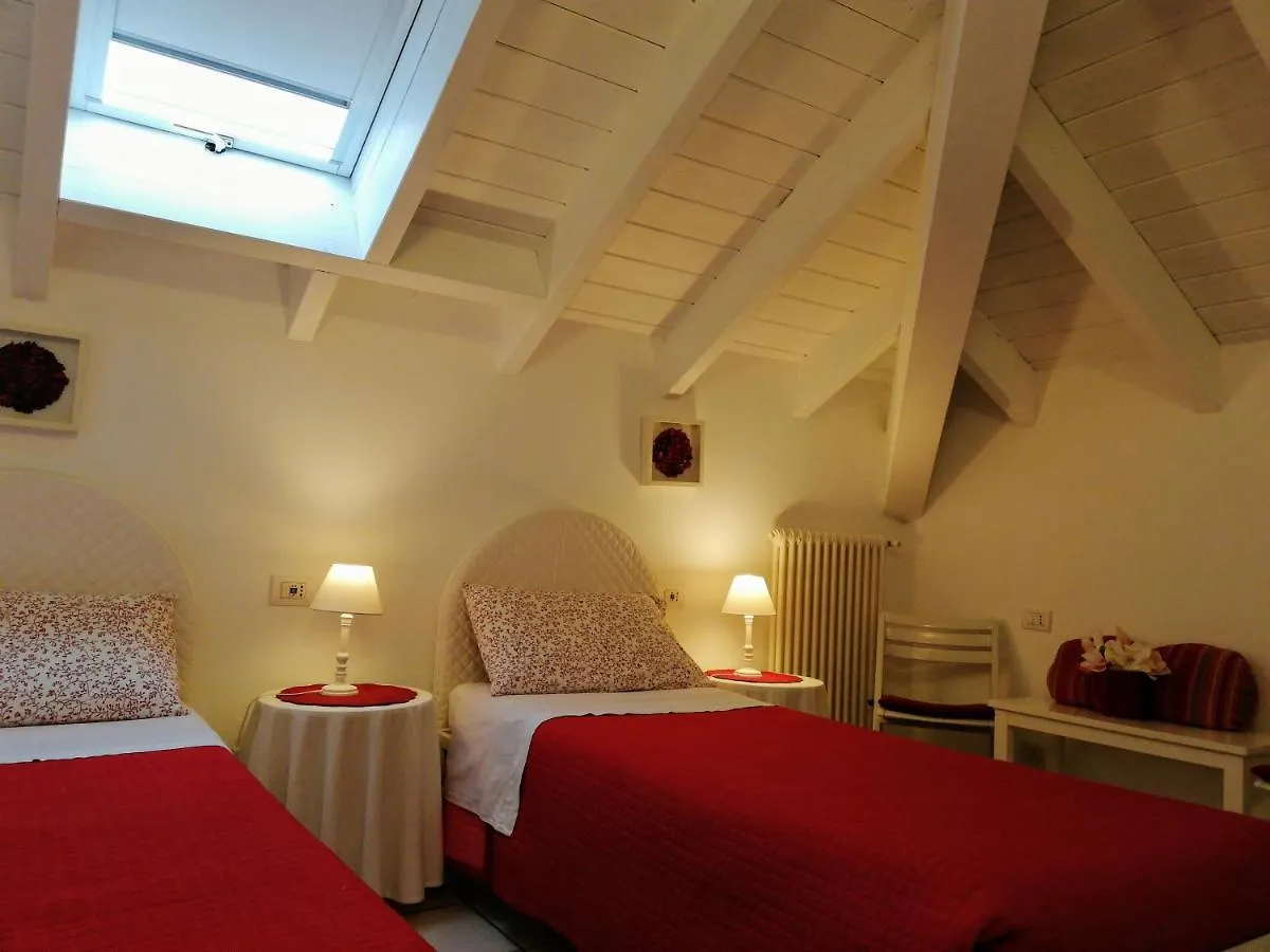 B&B Le Magnolie Gallarate Bed & Breakfast